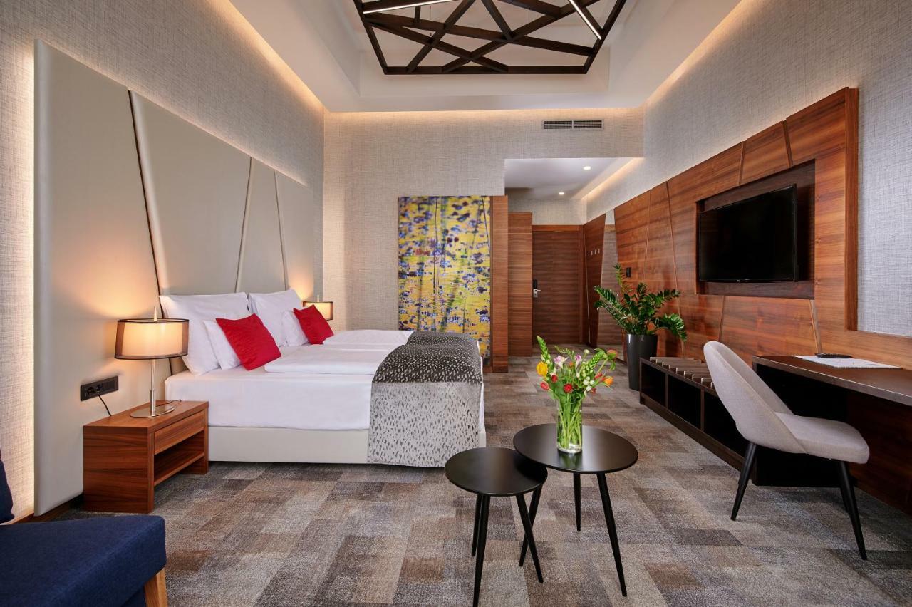 Artis Boutique Hotel Σζομπαθέλι Εξωτερικό φωτογραφία